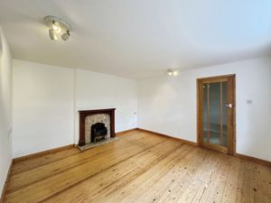 Photo 16- click for photo gallery